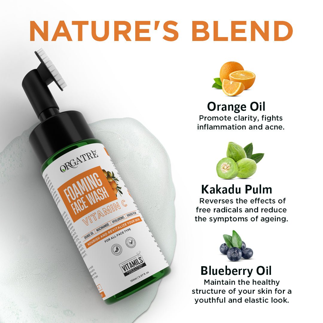 Vitamin C Foaming Face Wash (With built-in face brush)